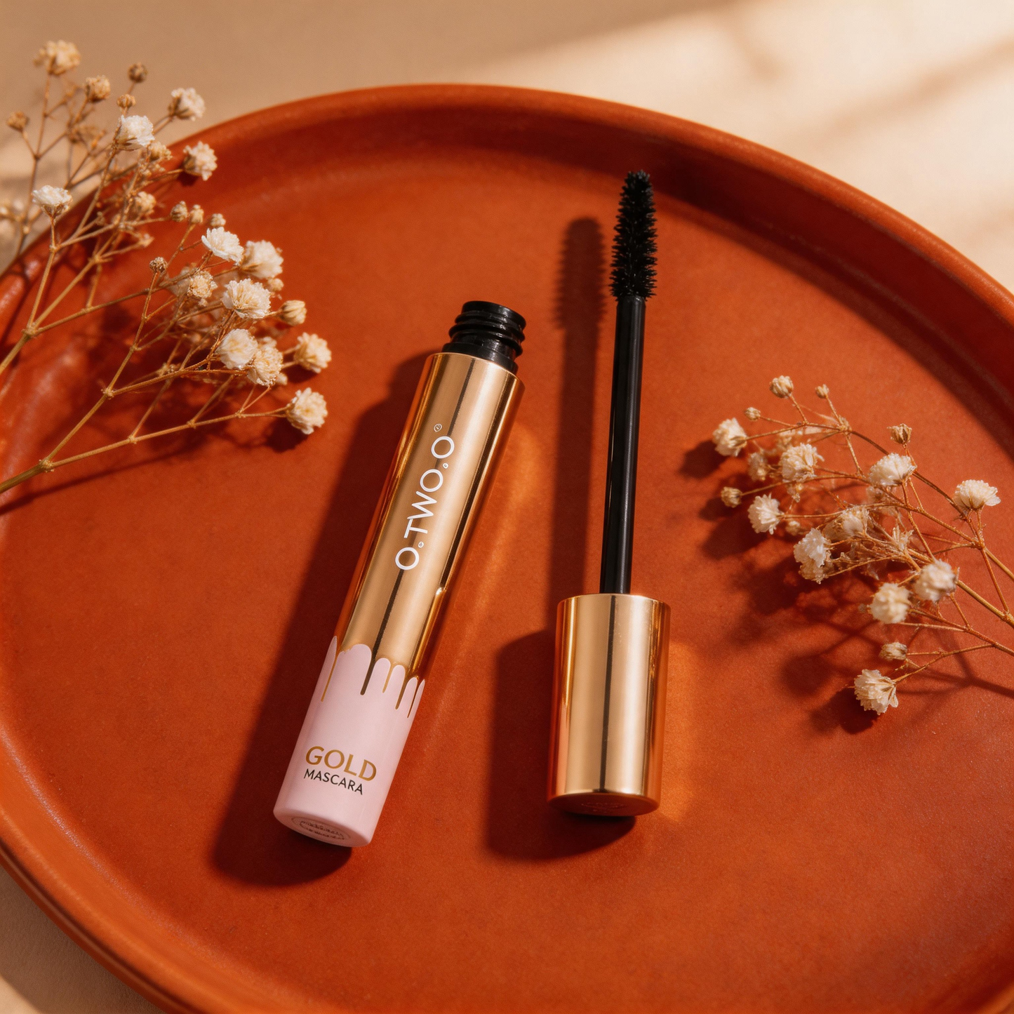 Luxury Mascara | Golden Metallic Design | Effortless Lash Definition
