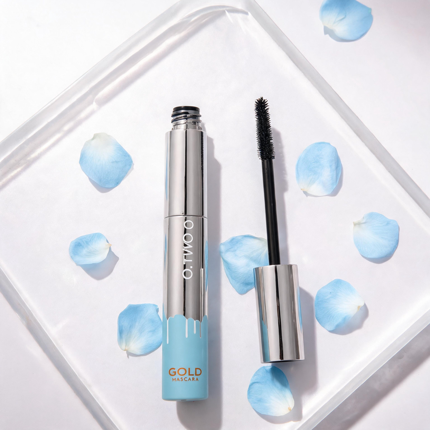 Beauty Essential | Premium Mascara Finish | Elegant Eye Makeup